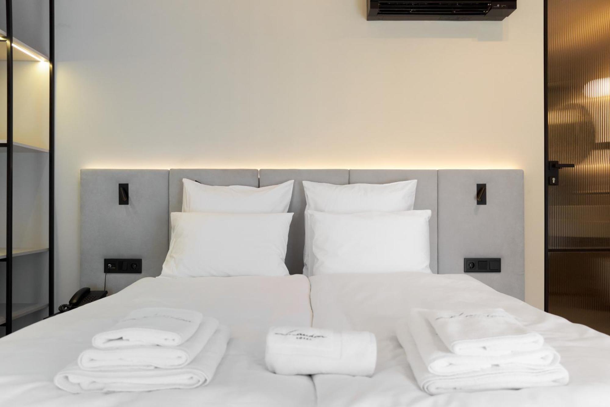 Hotel Laudon 乌日霍罗德 客房 照片