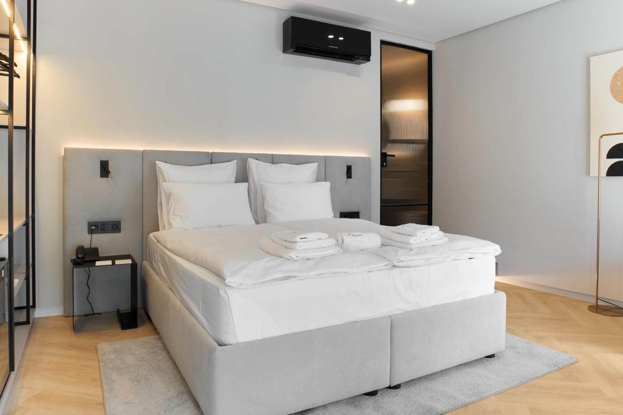 Hotel Laudon 乌日霍罗德 客房 照片